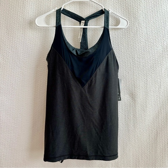 Under Armour Studio Lux Women’s Black, Gray Tank Top w/Built in Bra Size: L NWT - Picture 1 of 8
